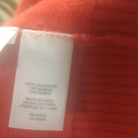 Jones New York Cashmere Sweater - Picture 3 of 4